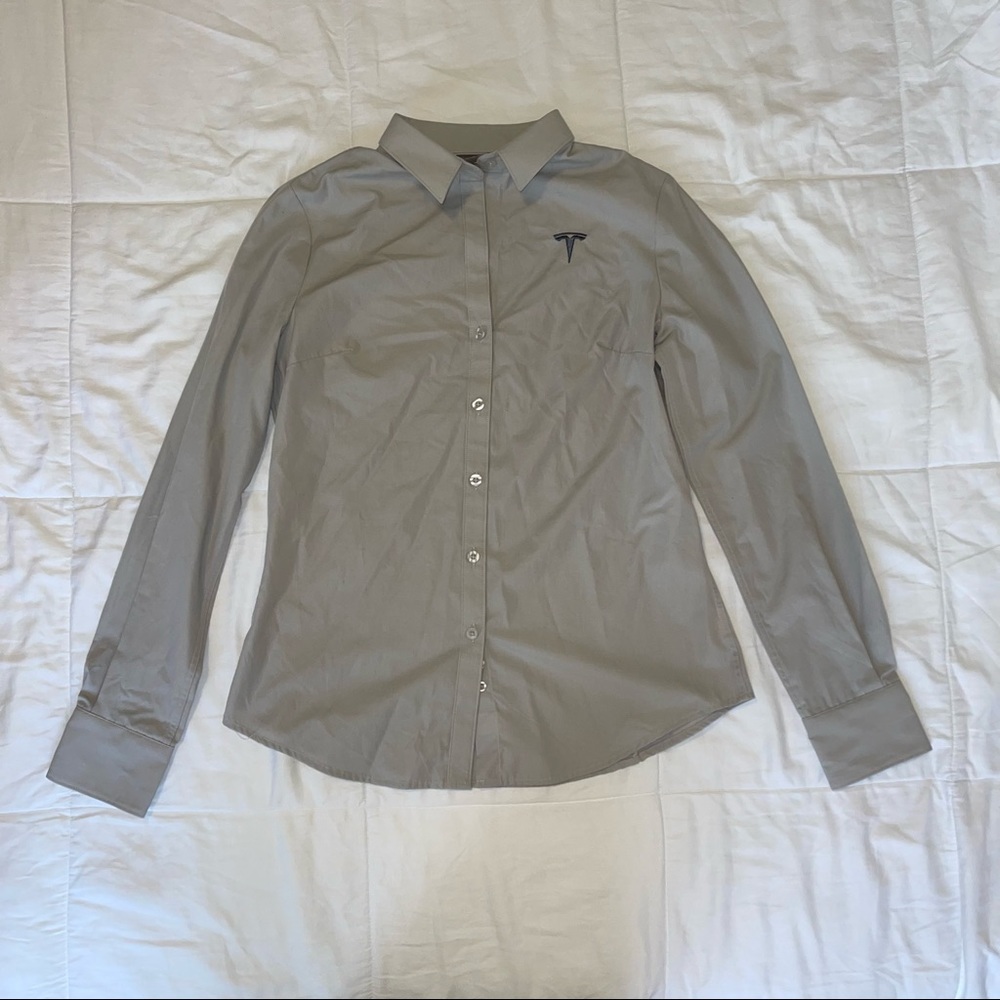 NEW Tesla Gray Button Down, women’s size medium